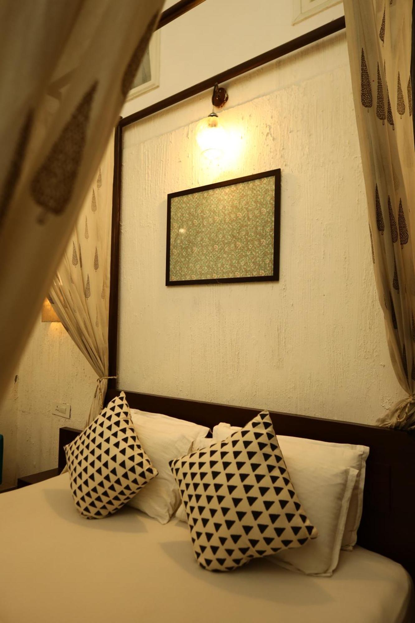 אמריצר The Bougainvillea Bed & Breakfast מראה חיצוני תמונה
