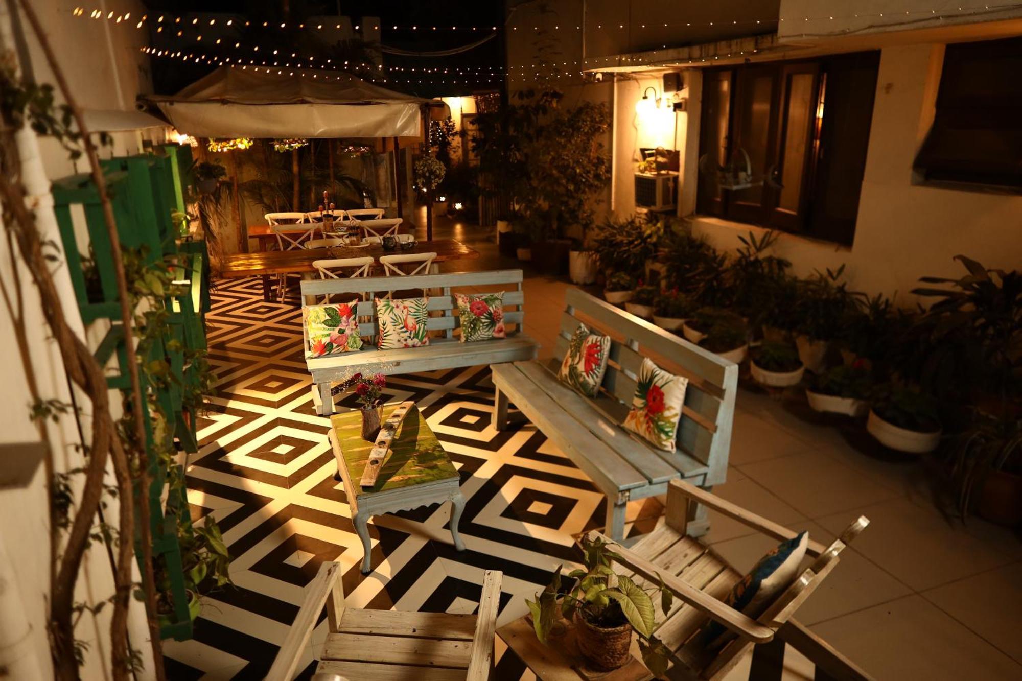 אמריצר The Bougainvillea Bed & Breakfast מראה חיצוני תמונה