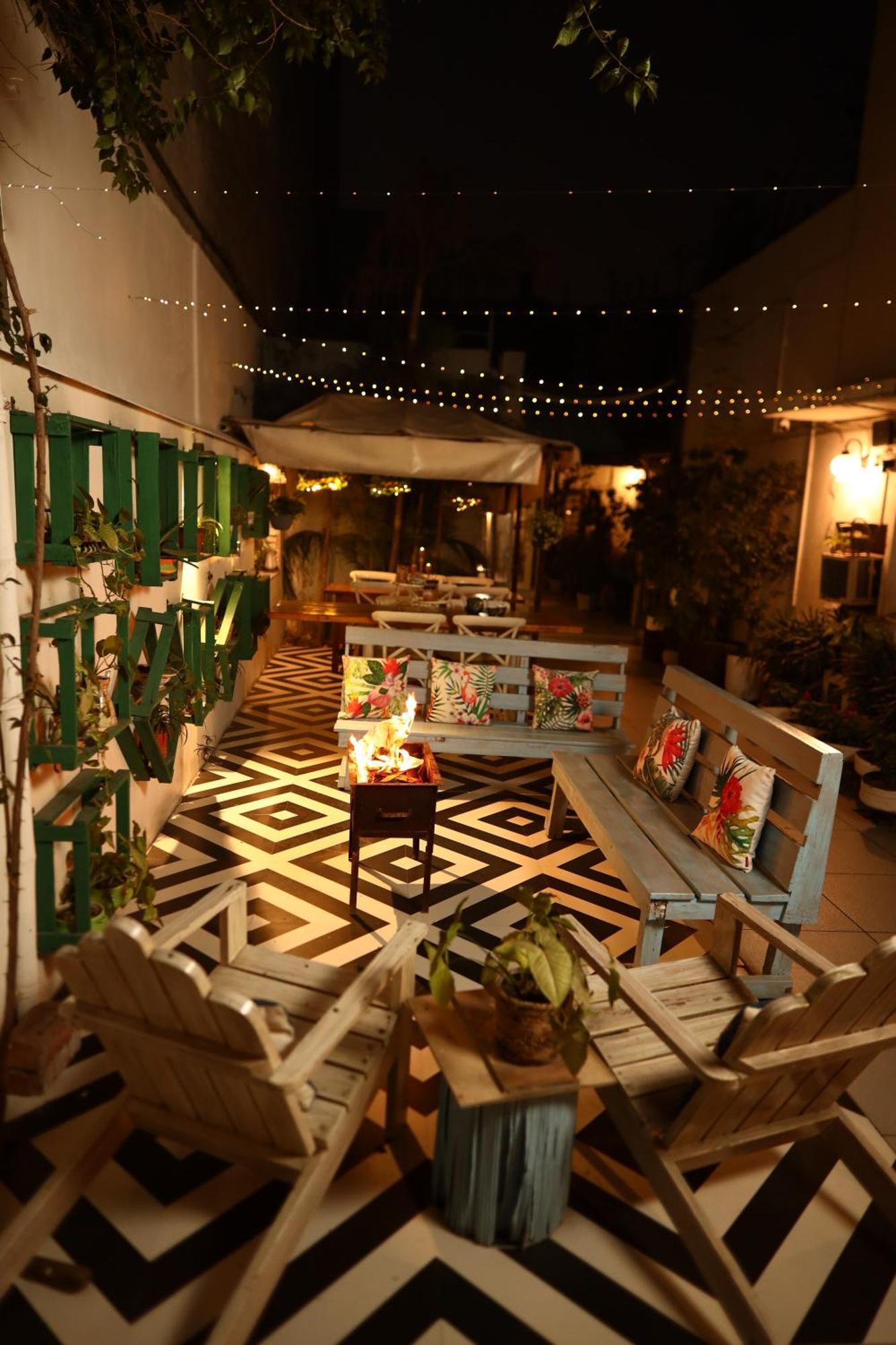 אמריצר The Bougainvillea Bed & Breakfast מראה חיצוני תמונה