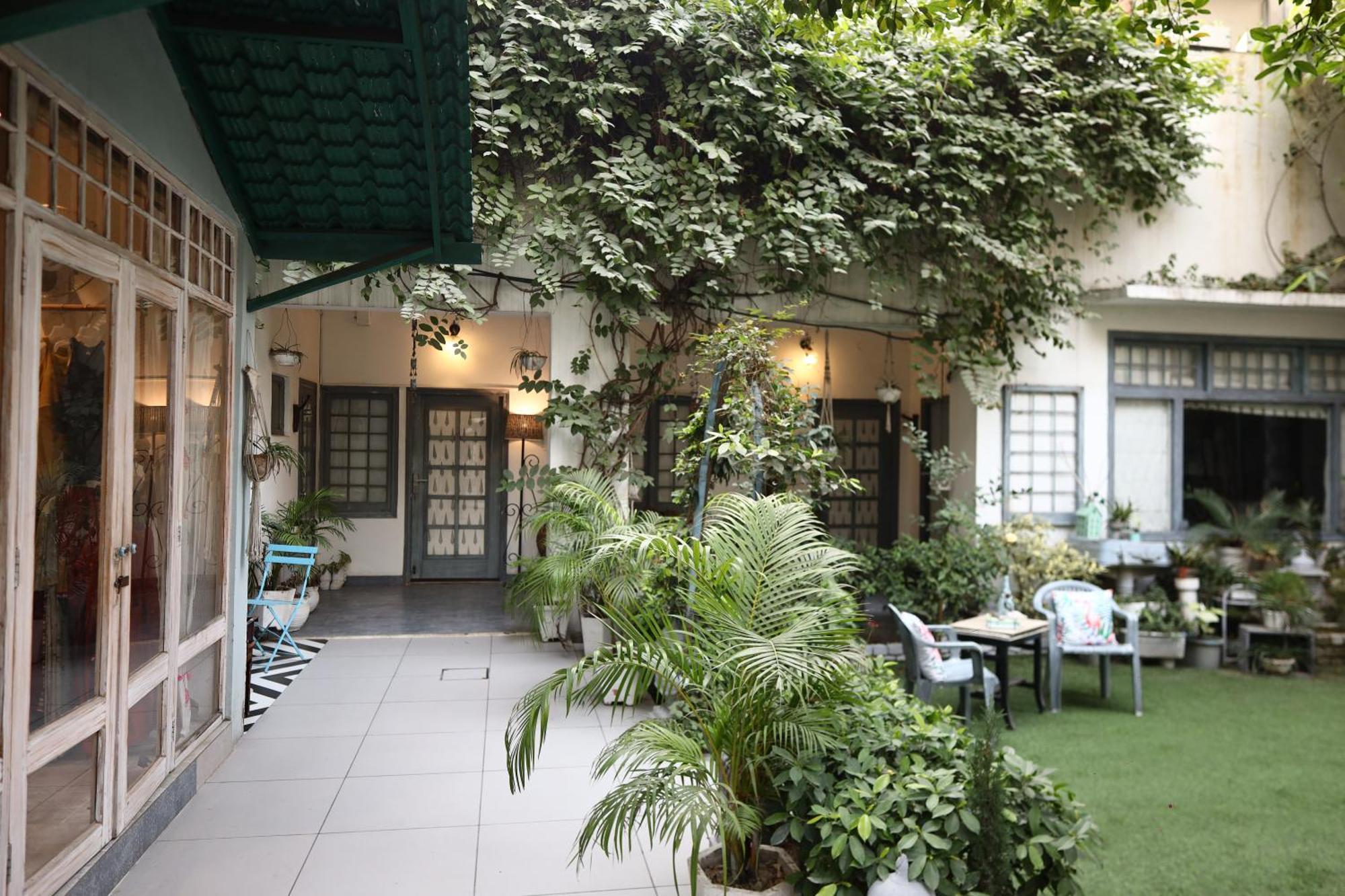 אמריצר The Bougainvillea Bed & Breakfast מראה חיצוני תמונה