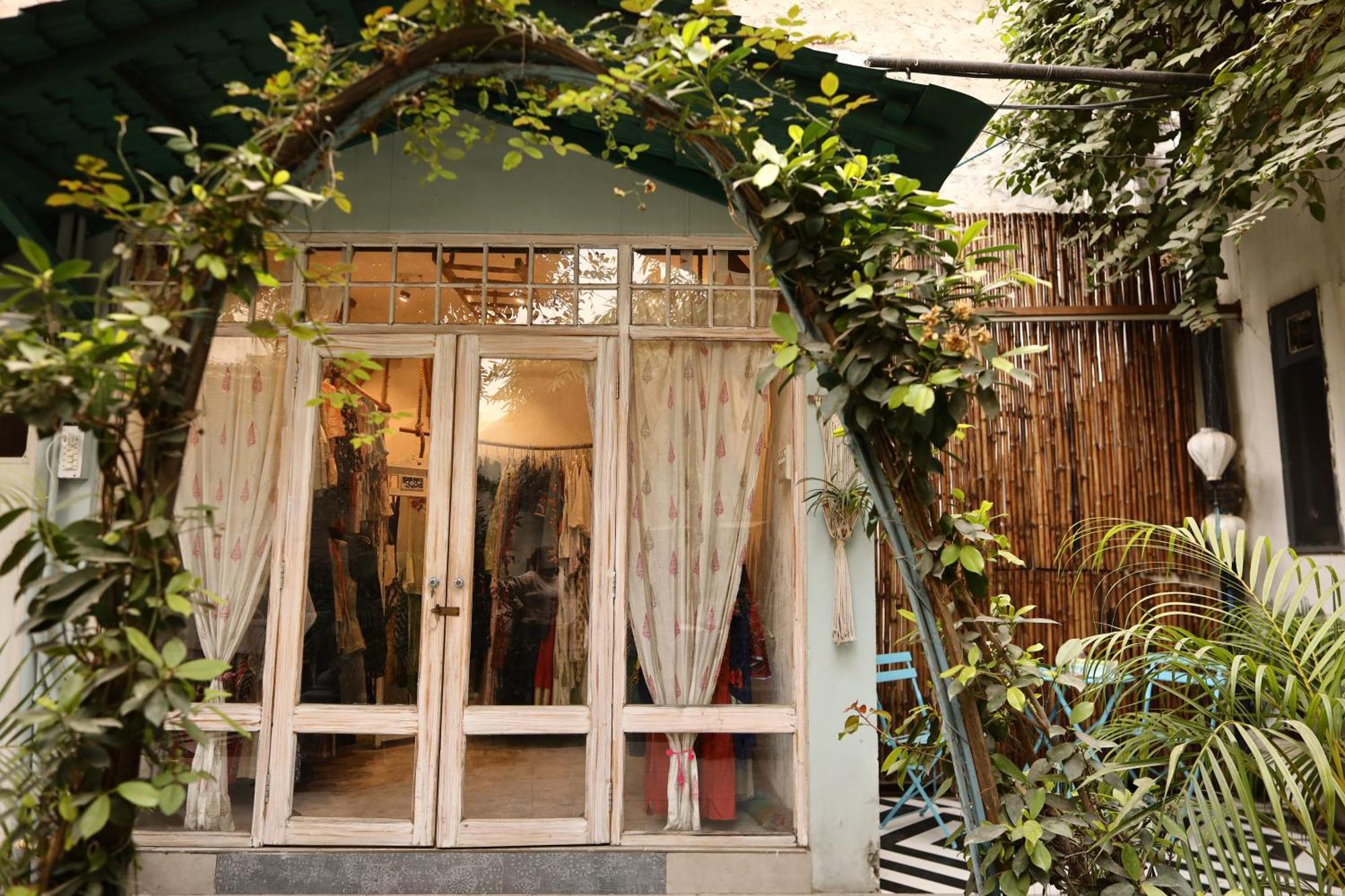 אמריצר The Bougainvillea Bed & Breakfast מראה חיצוני תמונה